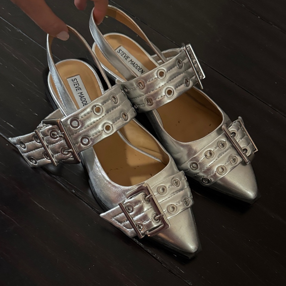 Steve Madden Metallic Silver Flats with Buckle Detail
